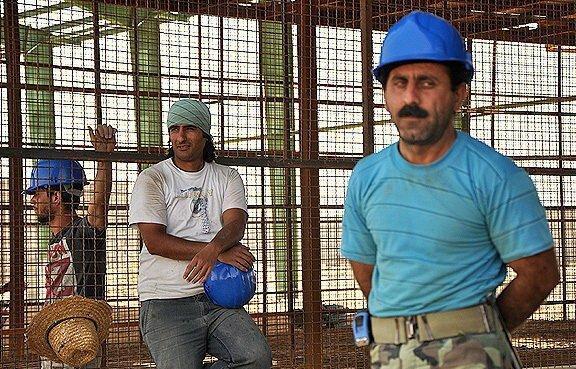 اکثر کارگران ساختمانی کمک معیشتی نگرفته اند اکثر کارگران ساختمانی یاری معیشتی نگرفته اند