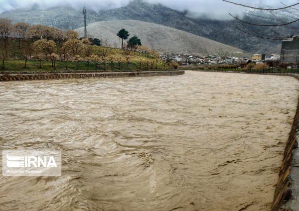 خبرنگاران نخستین سند مالکیت حریم رودخانه های لرستان صادر شد
