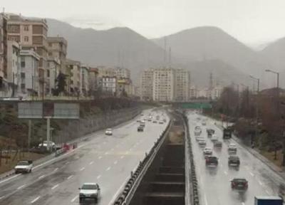 لحظه هولناک ورود سیل به بزرگراه باکری تهران